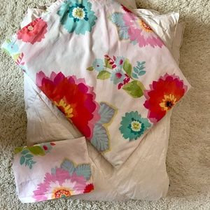 Floral Duvet w/matching pillow case & down insert